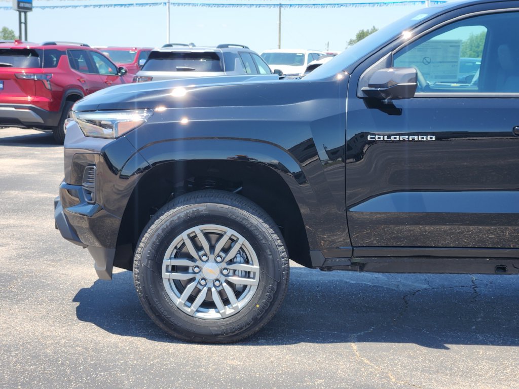 New 2026 Chevrolet Colorado LT w/ LT Convenience Package AWD/4WD image 6