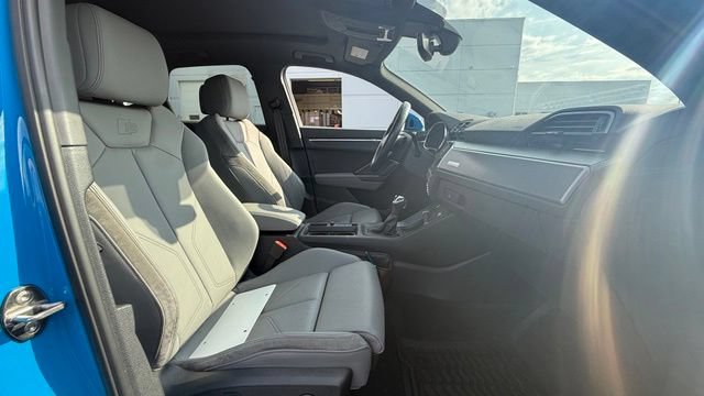 Used 2021 Audi Q3 2.0T Premium Plus AWD/4WD image 17