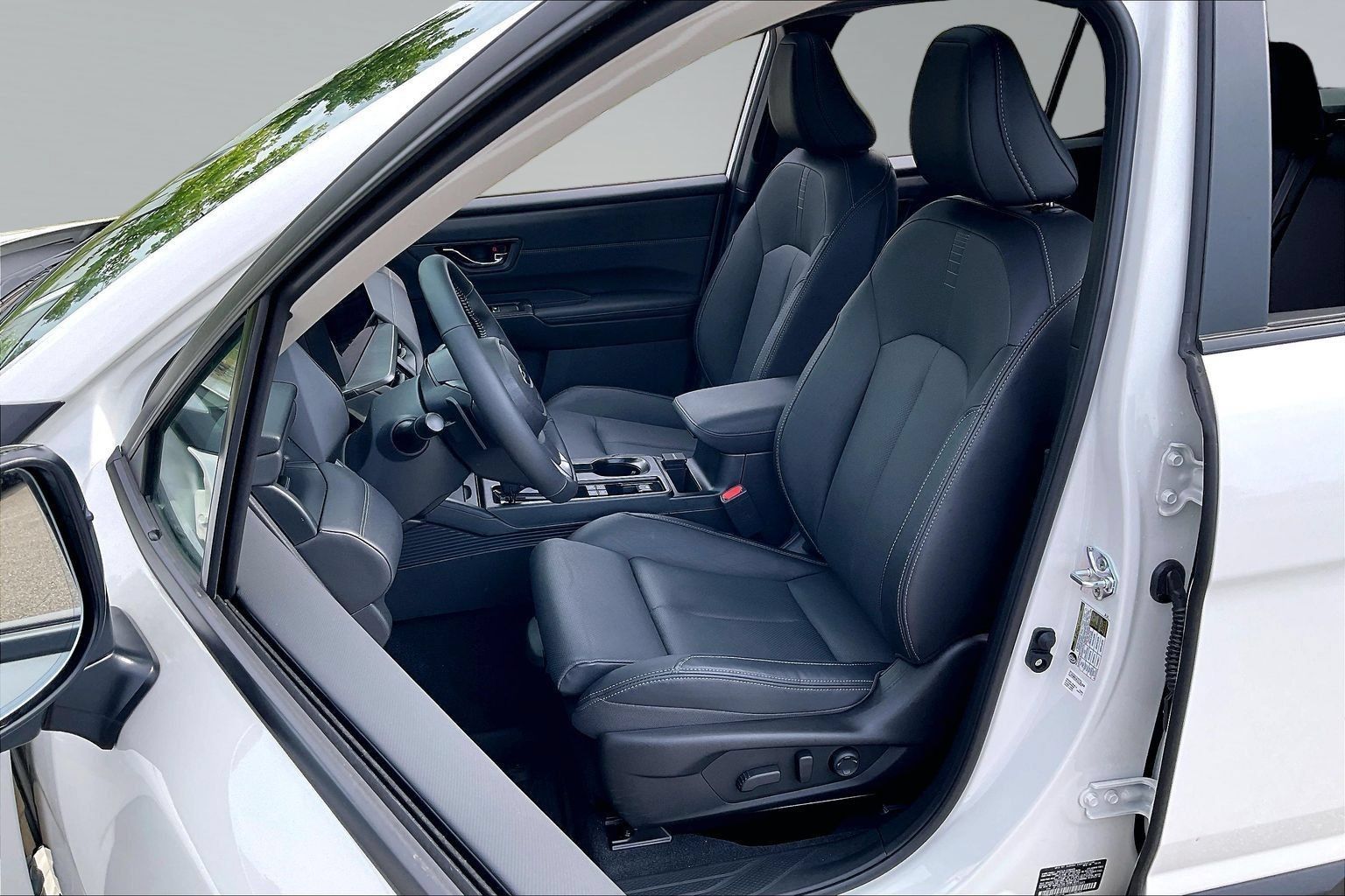 Used 2026 Subaru Outback Touring AWD/4WD image 26