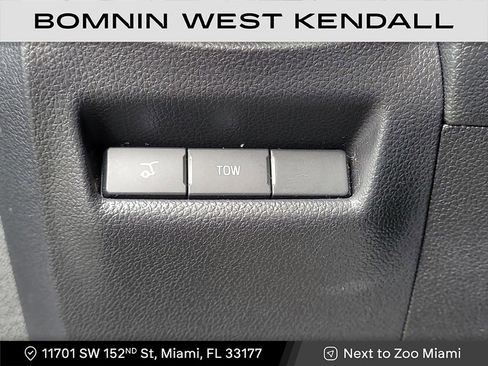 Used 2018 Ford Explorer XLT w/ Equipment Group 202A image 21