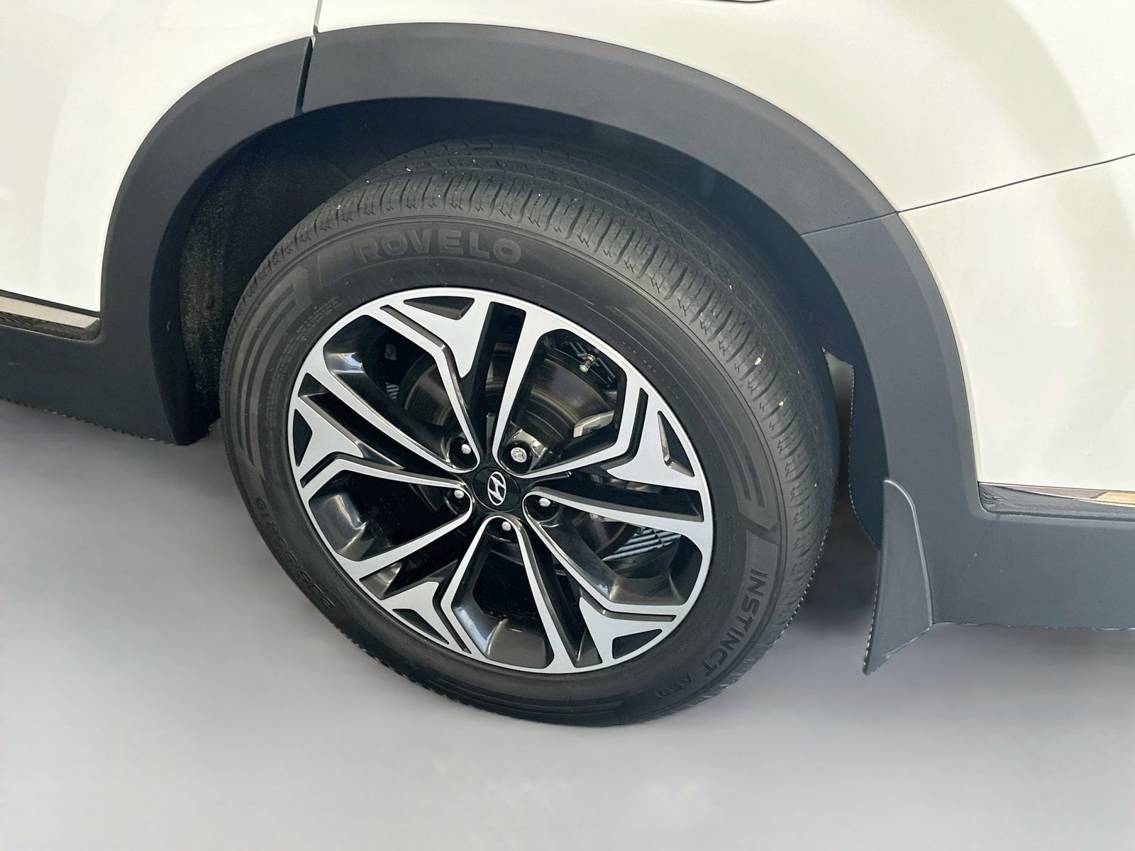 Used 2020 Hyundai Santa Fe Limited w/ Cargo Package FWD image 32