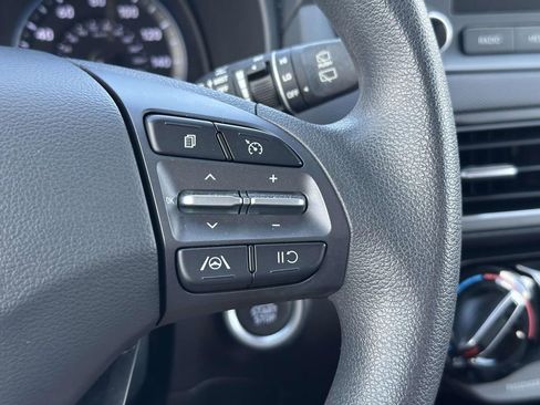 Used 2023 Hyundai Kona SEL AWD/4WD image 25