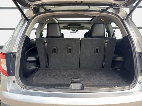 Used 2019 Honda Pilot Elite image 12
