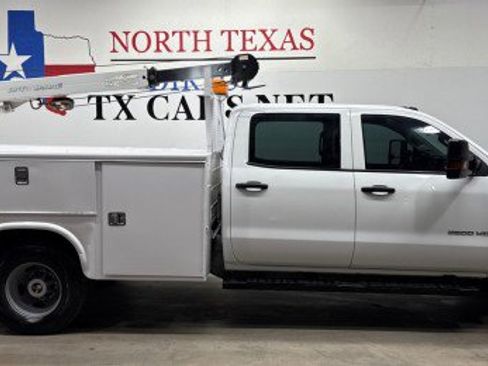 Used 2016 GMC Sierra 3500 4x4 Crew Cab w/ Sierra Convenience Package image 3