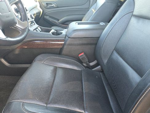 Used 2019 GMC Yukon XL SLT image 11