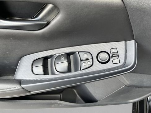 Used 2025 Nissan Sentra S FWD image 16