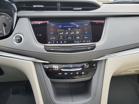 Certified 2023 Cadillac XT5 Premium Luxury w/ LPO, Floor Liner Package image 32