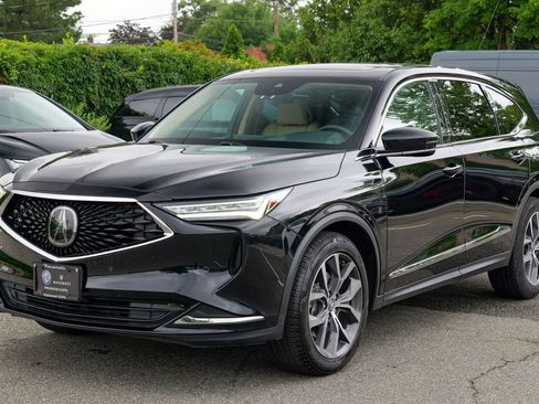 Used 2024 Acura MDX SH-AWD w/ Technology Package image 3