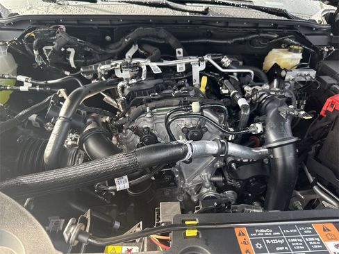 New 2025 Ford Ranger XLT w/ Equipment Group 301A High image 16