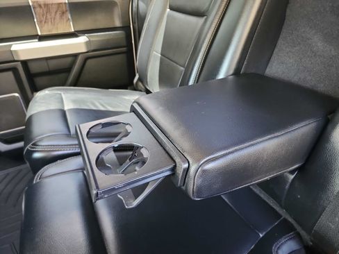 Used 2019 Ford F250 Lariat w/ Lariat Value Package AWD/4WD image 36