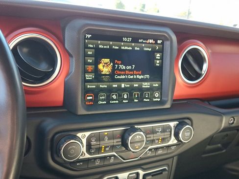 Used 2022 Jeep Wrangler Unlimited Rubicon w/ Steel Bumper Group image 27