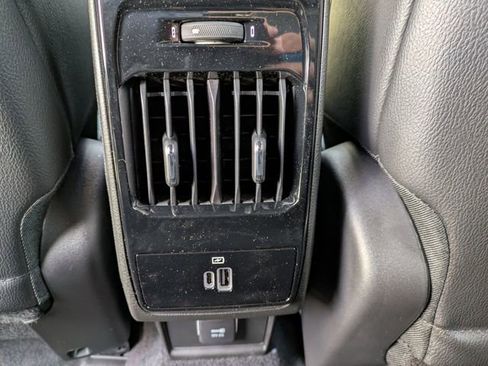 Certified 2026 Jeep Compass Latitude w/ Sun and Sound Group AWD/4WD image 23