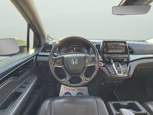 Used 2018 Honda Odyssey Elite image 8