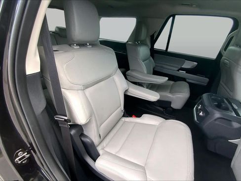 Certified 2026 Ford Expedition Active RWD image 20