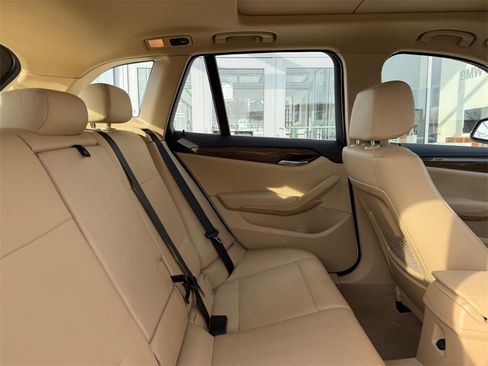 Used 2015 BMW X1 xDrive28i image 9