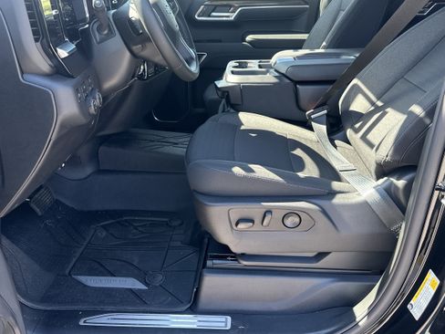 New 2026 Chevrolet Silverado 1500 RST w/ LPO, Dark Essentials Package AWD/4WD image 9