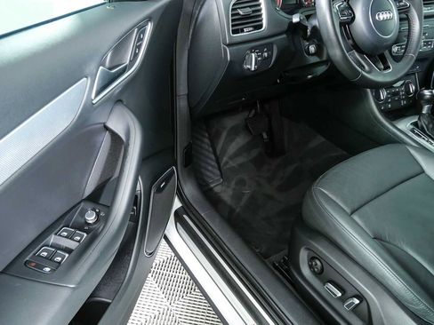 Used 2017 Audi Q3 2.0T Prestige w/ Prestige Package AWD/4WD image 8