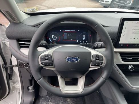 New 2026 Ford Explorer Active AWD/4WD image 16