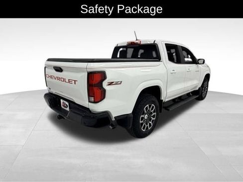 Certified 2023 Chevrolet Colorado Z71 w/ Z71 Convenience Package 2 AWD/4WD image 6