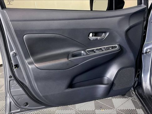 Used 2025 Nissan Versa SR w/ Trunk Package FWD image 21