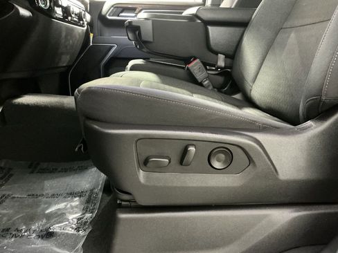 Used 2025 Chevrolet Silverado 1500 LT image 22