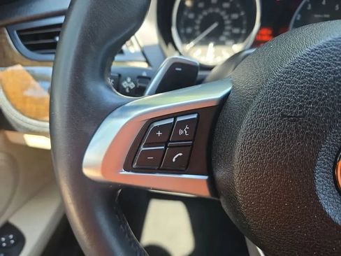 Used 2012 BMW Z4 sDrive35i RWD image 17