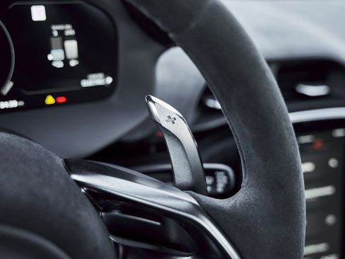 Used 2023 McLaren Artura RWD image 55
