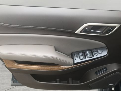 Used 2020 GMC Yukon XL Denali w/ Open Road Package image 33