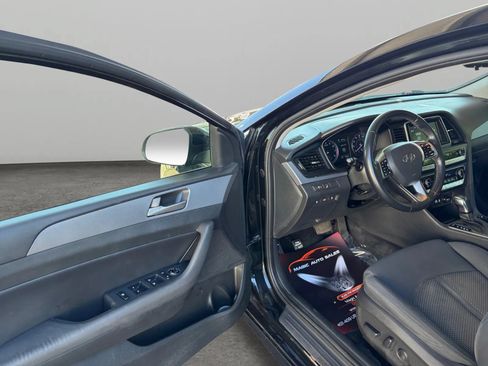 Used 2019 Hyundai Sonata SEL FWD image 11