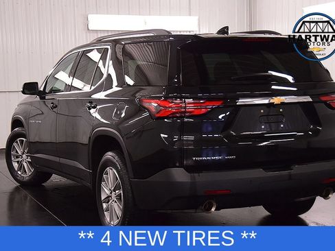 Used 2023 Chevrolet Traverse LT AWD/4WD image 5