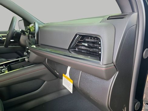 New 2026 Chevrolet Tahoe RST w/ RST Capability Package AWD/4WD image 14