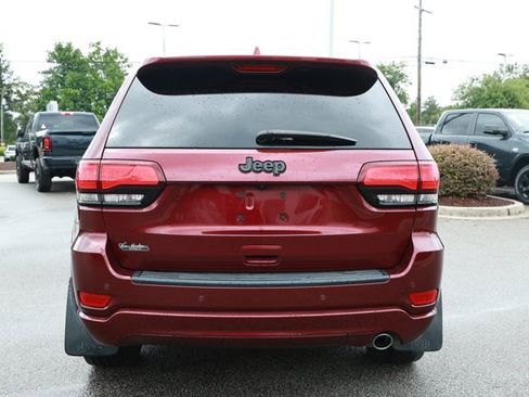 Used 2018 Jeep Grand Cherokee Altitude RWD image 7