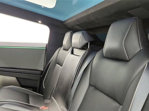 Used 2025 Tesla Cybertruck AWD Crew Cab image 27