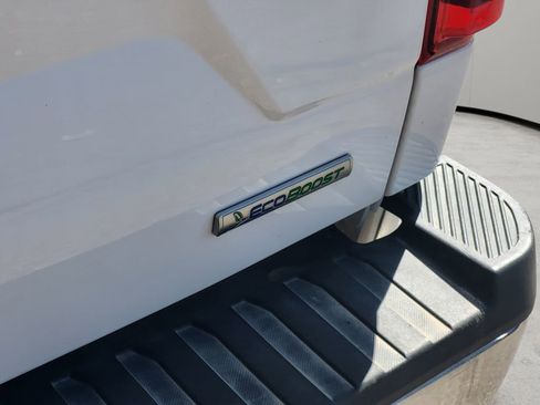 Used 2019 Ford F150 Lariat w/ Equipment Group 502A Luxury AWD/4WD image 31