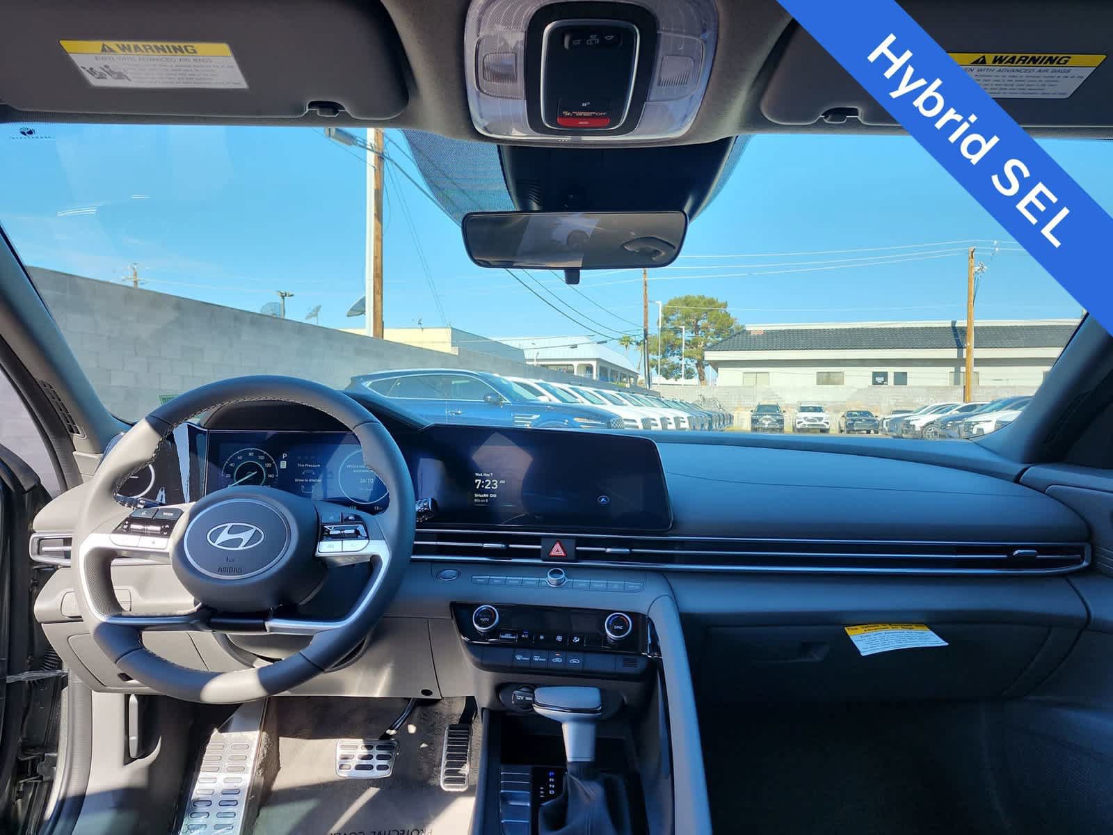 Certified 2025 Hyundai Elantra SEL FWD image 14
