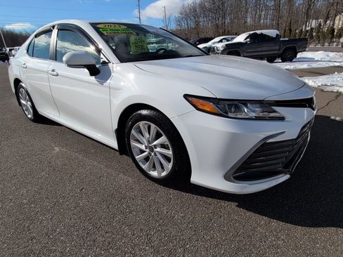 Certified 2023 Toyota Camry LE w/ Convenience Package image 9