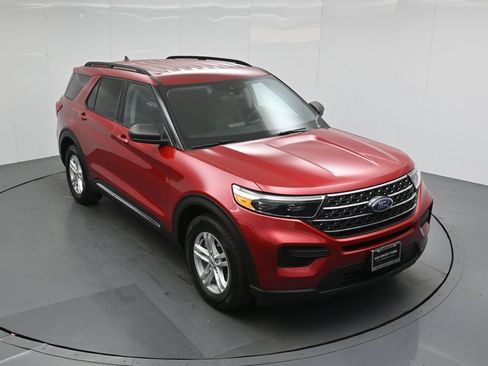 Used 2023 Ford Explorer XLT RWD image 36