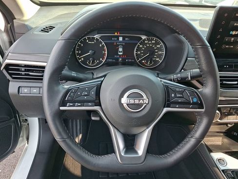 Certified 2023 Nissan Altima 2.5 SV w/ SV Premium Package AWD/4WD image 20
