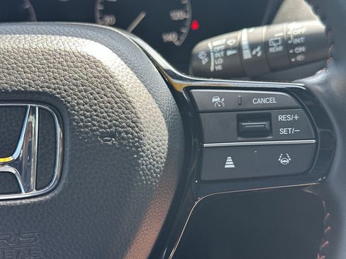 Used 2025 Honda HR-V Sport image 30