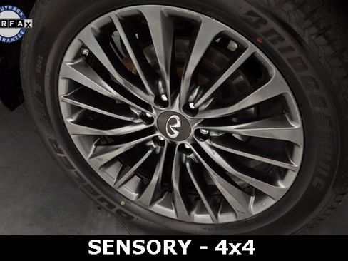 Used 2024 INFINITI QX80 Sensory image 9