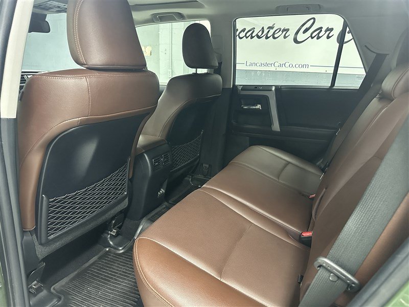 Used 2022 Toyota 4Runner Limited AWD/4WD image 3