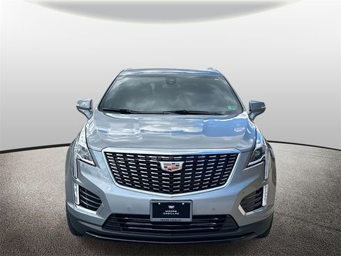 New 2025 Cadillac XT5 Luxury image 6