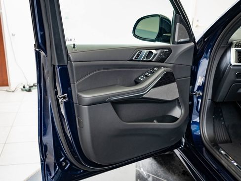 New 2026 BMW X7 xDrive40i w/ M Sport Package image 27