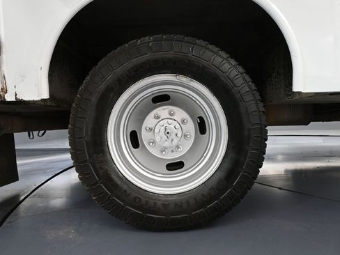 Used 2021 Ford F350 XL w/ Power Equipment Group AWD/4WD image 15