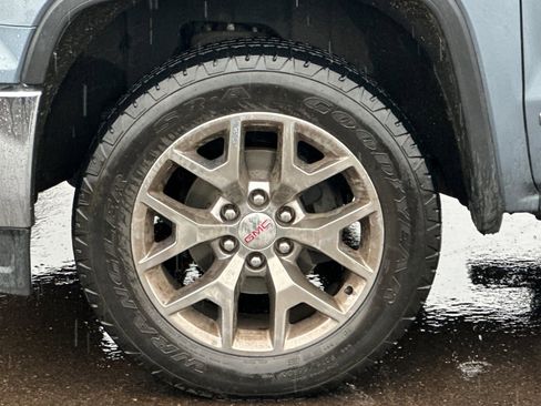 Used 2015 GMC Sierra 1500 SLT w/ SLT Crew Cab Value Package image 23