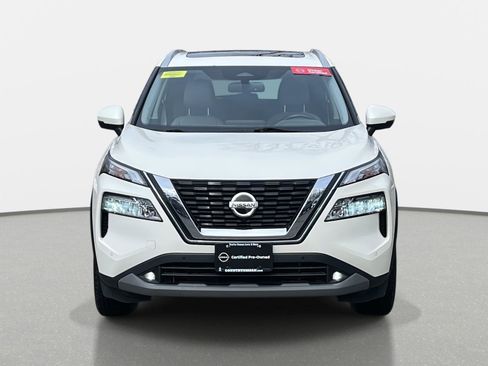 Used 2021 Nissan Rogue SL w/ Premium Package image 2