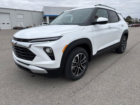 New 2026 Chevrolet TrailBlazer LT w/ Convenience Package image 1