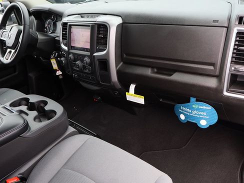 Used 2022 RAM 1500 Classic SLT w/ Electronics Group AWD/4WD image 26