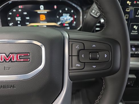 New 2026 GMC Sierra 2500 SLT w/ SLT Premium Package image 17