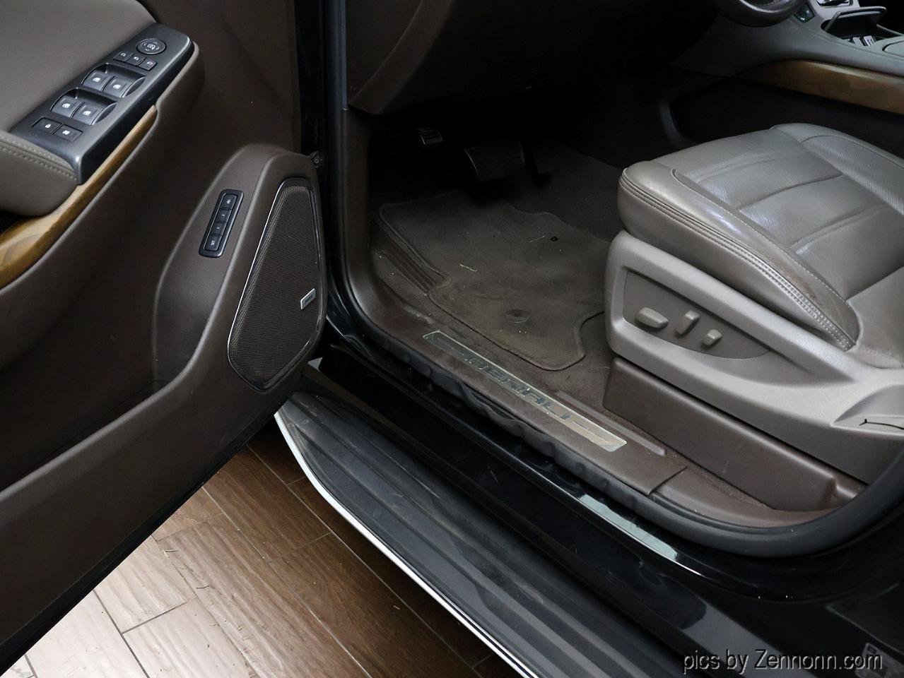Used 2019 GMC Yukon XL Denali AWD/4WD image 26